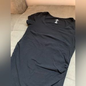 H&M MAMA maternity black tee